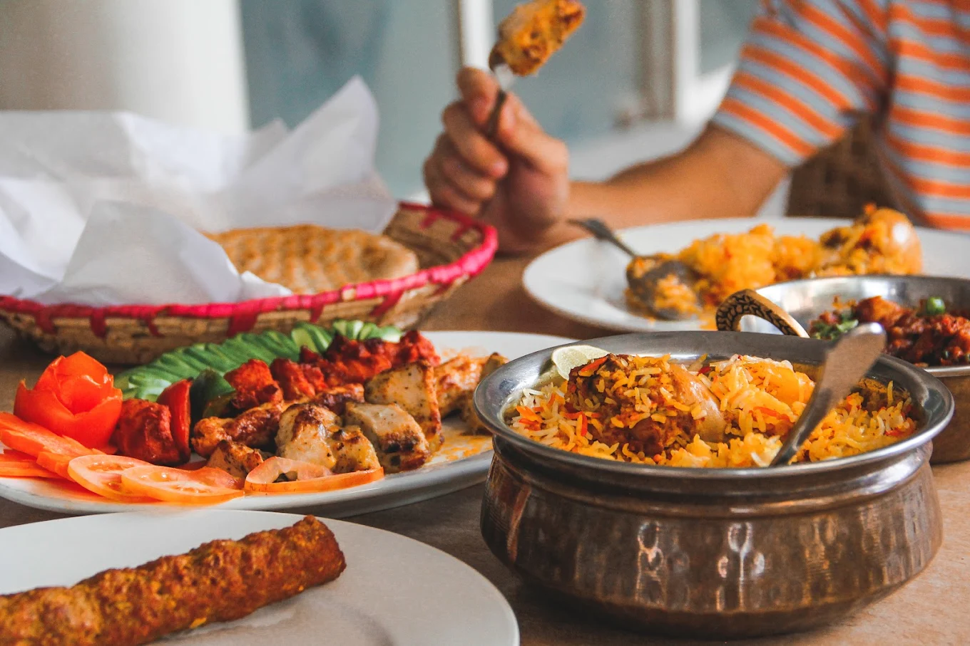 Savor the Flavors: Explore the Best Restaurants and Coffee Shops in Dubai